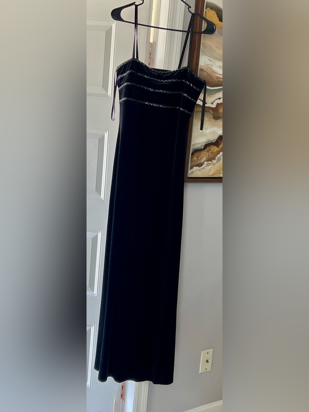 Reggio Black Solid Gown Spaghetti Strap Beaded Long Sleeveless Dress 6 Reg